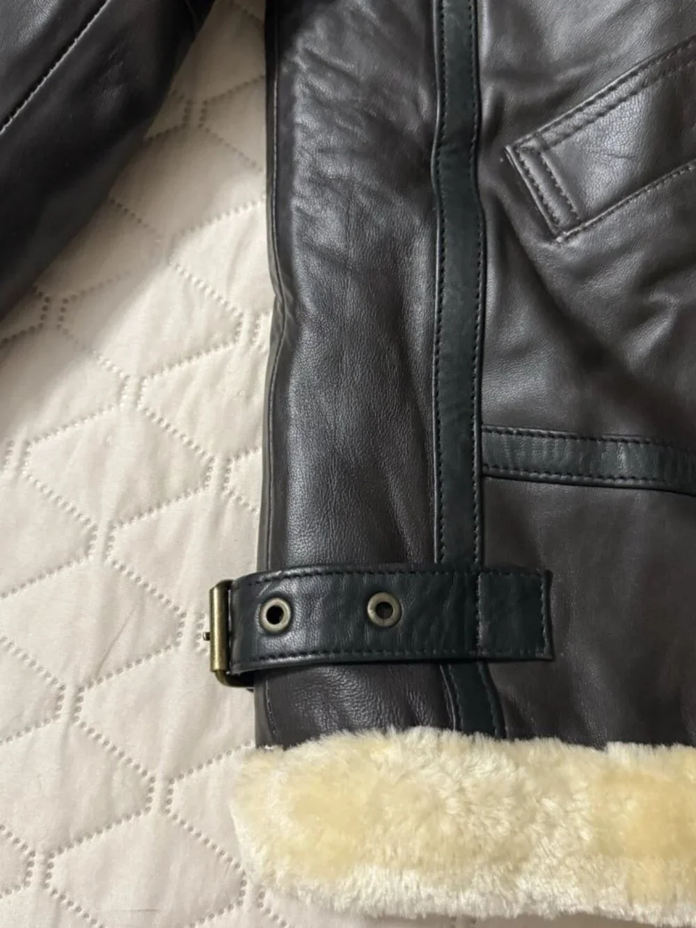 TLC Fashion **note zipper